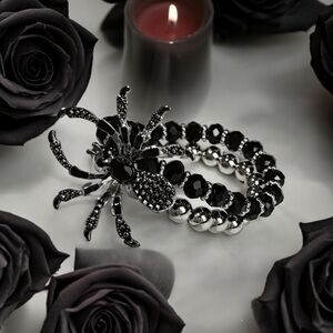 Gothic Spider Bracelet Cool Dark Double Layer Beaded With‎ Sparkling Rhinestones